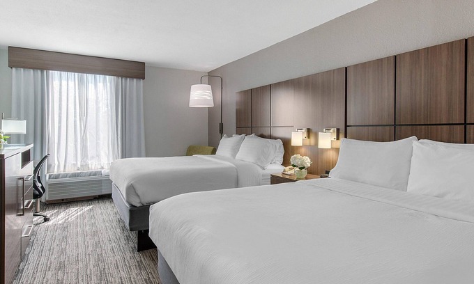 Tropic Hotel | Pet Friendly Spacious Suite Near I-95 | Pool + Free Parking | Near Indian River