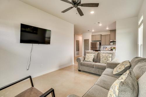 Temple House | Pet-Friendly Temple Townhome 6 Mi to Water Park