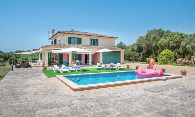 Son Antem Villa | Pet-Friendly Villa Mallorca Paradise with Mountain View, Pool, Garden & Wi-Fi