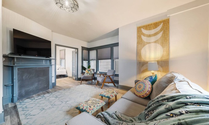 Appleton Apartment | Pet Haven: Cozy, Furnished w/Yard in Quiet Area Blocks From Downtown Appleton