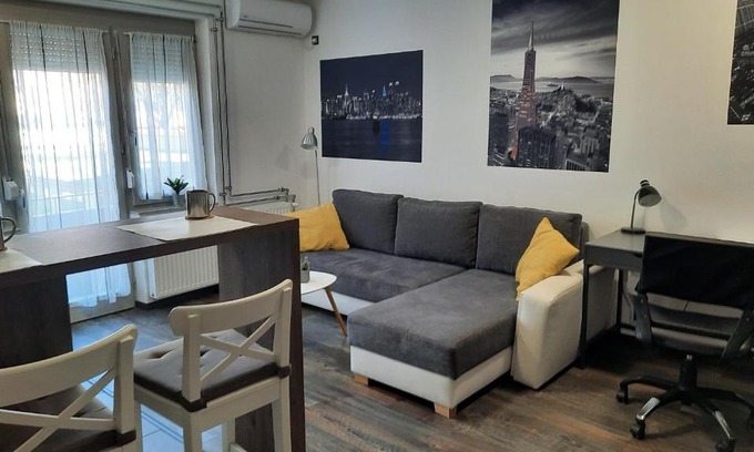 Kaposvar Apartment | Pete Lajos Design Apartman