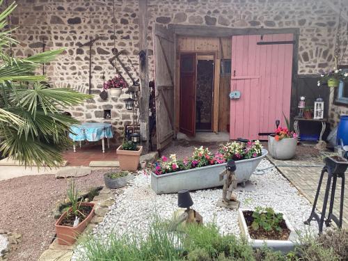 Cherier Apartment | Petit davaminne