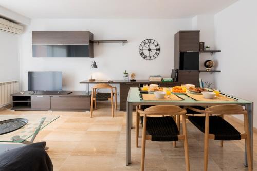 Terrassa Apartment | Petit Luxe Ègara