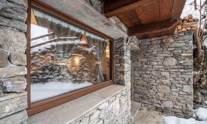 La Salle Apartment | Petit Reve