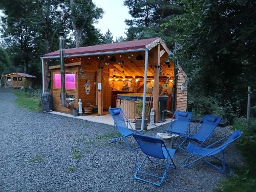 Laussonne Apartment | Petit studio isolé en pleine forêt, bain norvégien et sauna