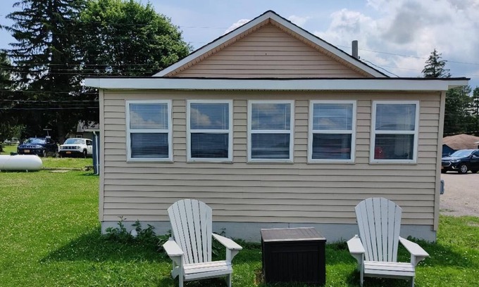 Castile Cottage | Petite Castle in Castile, Silver Lake NY
