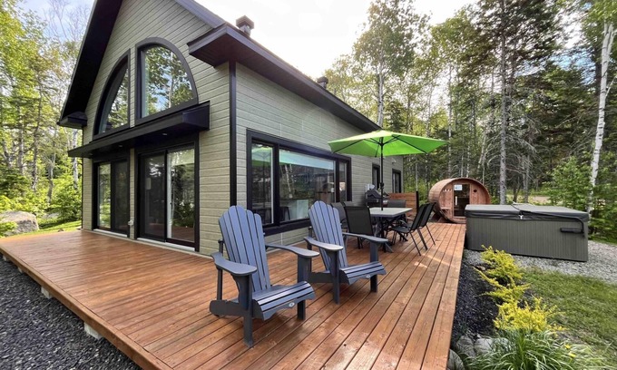 Baie-St-Paul Ski Chalet | Petite Charlevoix 2 - Serene Escape Spa & Views