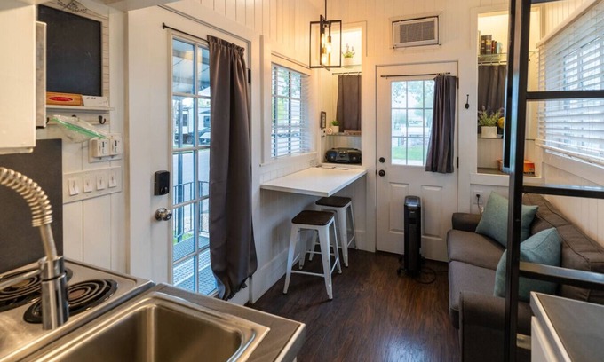 Draper House | Petite Pad | Pool | Hot Tub