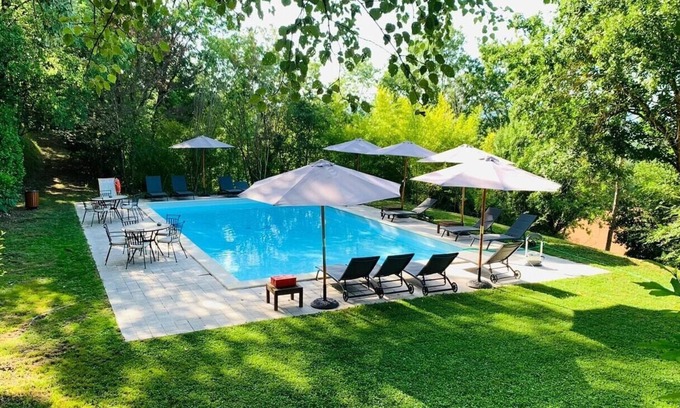 Umbertide Apartment | Petricci Residence - Casa Beronia apartment with shared pool