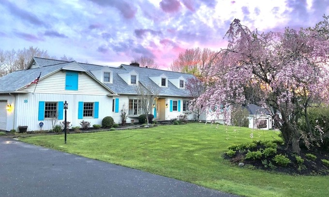 Pittsford House | PGA Pittsford home with Pickleball