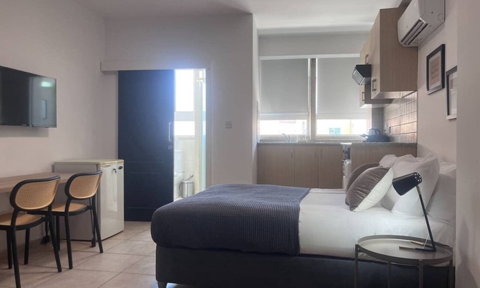 Trypiotis Apartment | Phaedrus Living: Hoopoe Residencies 206