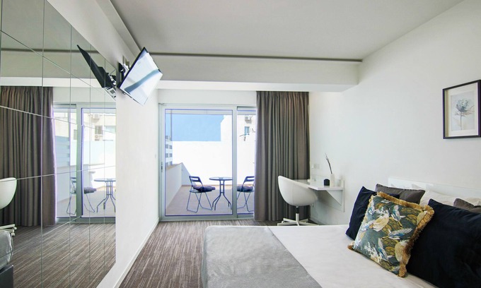 Acropolis Apartment | Phaedrus Living Luxury Suite Nicosia 502