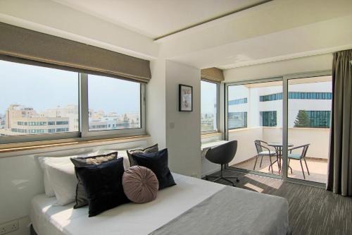 Acropolis Apartment | Phaedrus Living: Luxury Suite Nicosia 507
