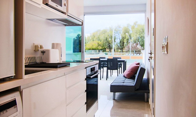 Paphos Apartment | Phaedrus Living: Seaside Executive Flat Harbour 204