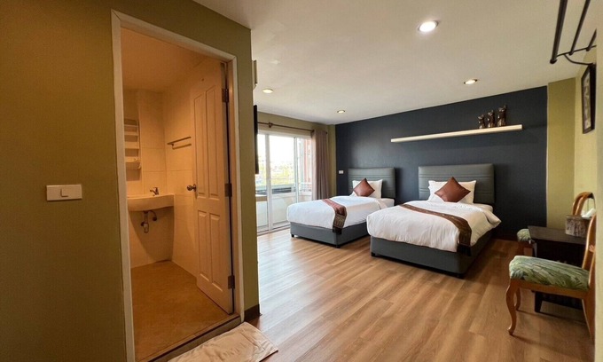 Racha Thewa Hotel | Phaphoom Boutique