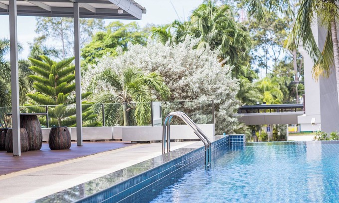 Noen Phra Hotel | Phavina Grand Boutique