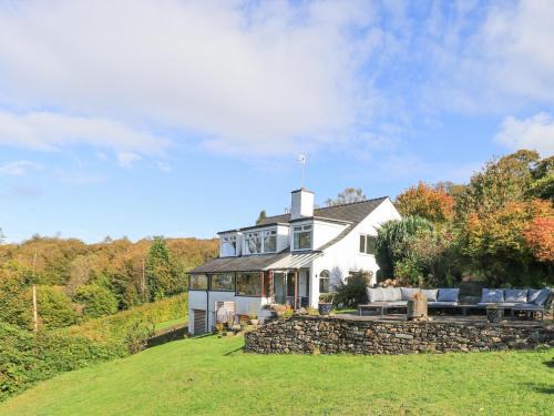 Windermere House | Pheasants Folly