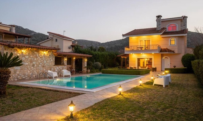 Palaia Fokaia Villa | Phoceus Poolfront Grande Villa