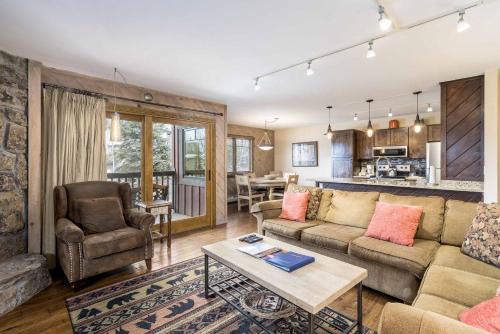 Steamboat Springs Apartment | Phoenix 117