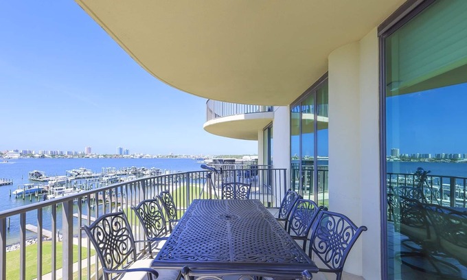 Orange Beach Condo | Phoenix On The Bay 1333 - Poseidon House 5 Bedroom Condo