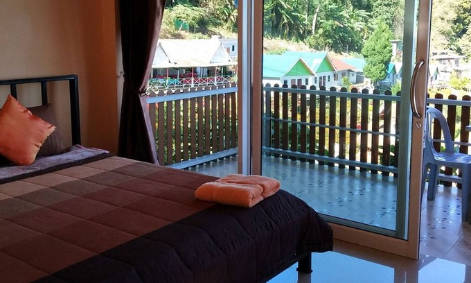 Wiang Kaen Hotel | Phucheefah yodmanee Resort