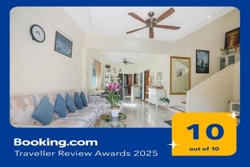 Chalong Villa | Phuket 3-Bedrooms 240m2 Private XLarge Family Villa