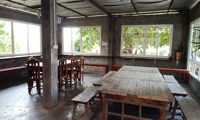 Ban Tom Hotel | Phumchan Place Hotel