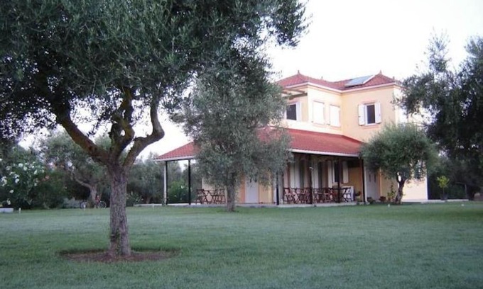 Kakovatos House | Phyllida Guest House - A1