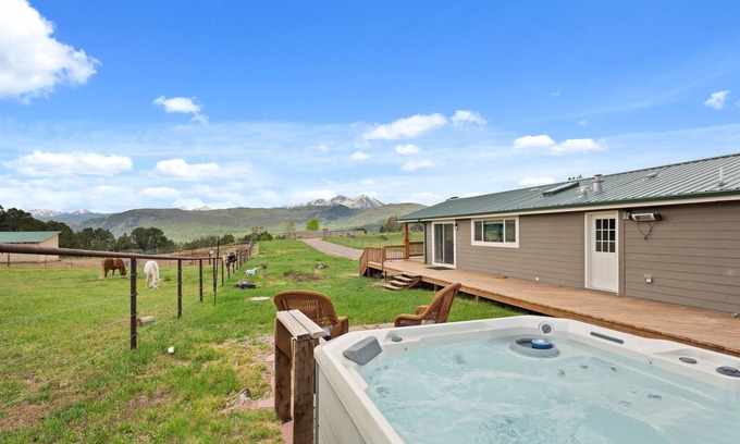 Carbondale House | Piñon Hollow | Retreat w/Hot Tub & Mtn Views