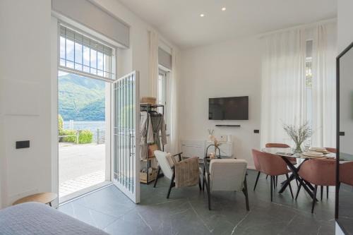 Carate Urio Apartment | Piccola Como Lotus by Rent All Como