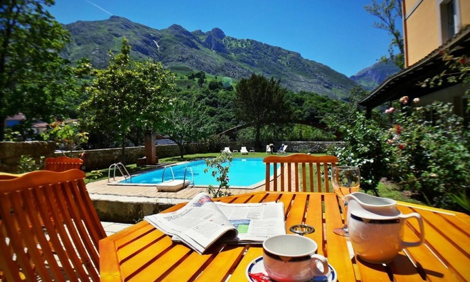 Arenas de Cabrales Hotel | Picos de Europa