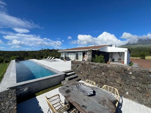 Madalena Villa | PicoTerrace