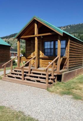 West Yellowstone House | Picturesque Cabin with Stunning Sights near West Yellowstone, Montana