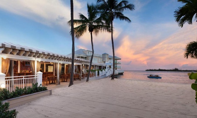 Historic Seaport Resort | Pier House Resort & Spa