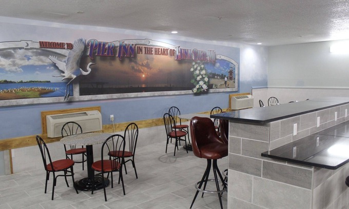 Luna Pier Hotel | Pier Inn