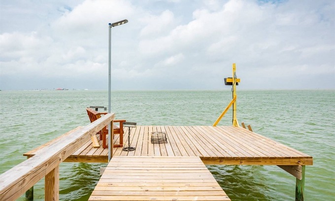 Rockport Cottage | Pier Pressure
