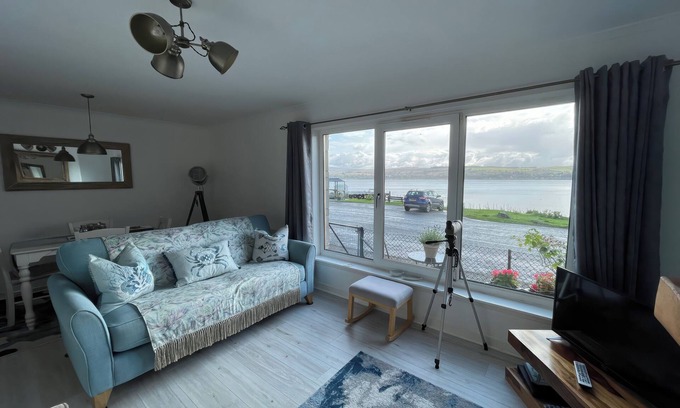 Kilmun Cottage | PIER VIEW, pet friendly, country holiday cottage in Dunoon
