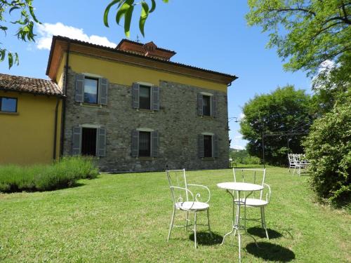 Ramiola Apartment | Pietra Corva - Monticello Apartments