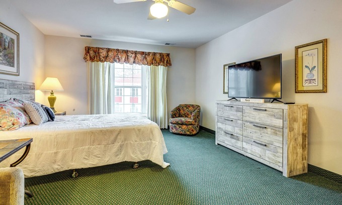 Pigeon Apartment | Pigeon Studio, Close to Saginaw Bay Waterfront!