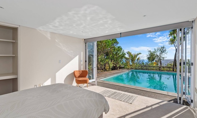 New Lynn House | Piha Pool Pad - Contemporary styled home with awesome ocean and coastal views.