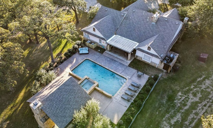 Weston House | Pilot Point Ranch w/ Private Pool