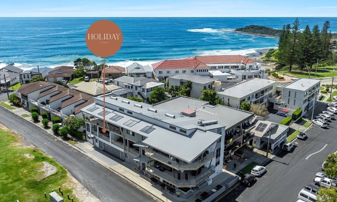 Yamba Apartment | Pilotage 3 | Ocean and Lighthouse views