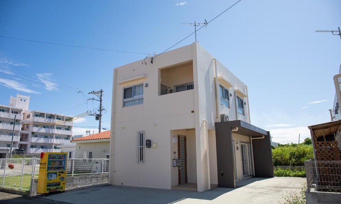 Taketomi-jima Taketomi-cho House | Pine House in ISHIGAKI