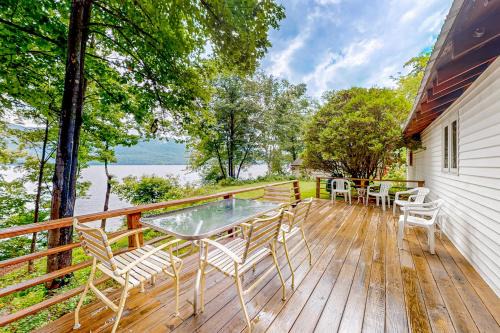 Silver Bay House | Pine Knoll on Lake George