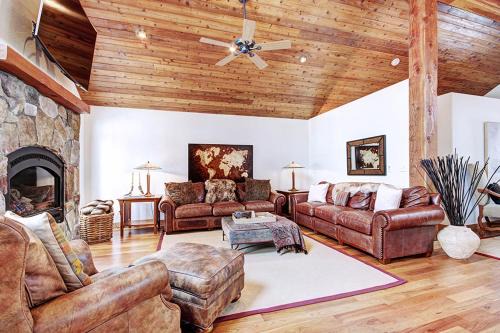 Fairways House | Pine Needle Lodge Home