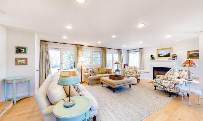 Edgartown House | Pine Street Haven