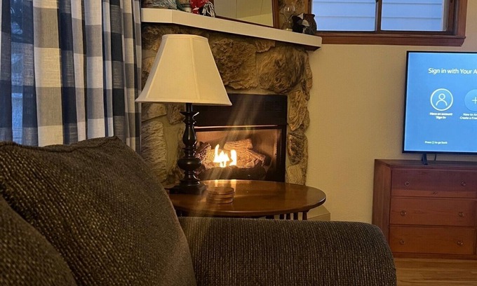 Ishpeming House | Pine Street Retreat