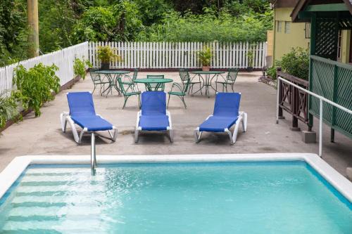Ocho Rios Hotel | Pineapple Court Hotel