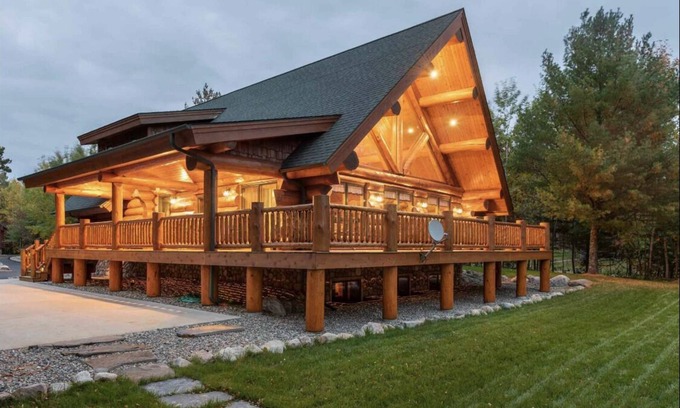 Nevis House | Pines and Birches Lodge