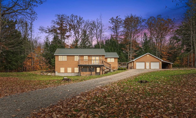 Fryeburg Cabin | Pinewood Haven: Log Cabin + Treehouse + Hot Tub in Mount Washington Valley